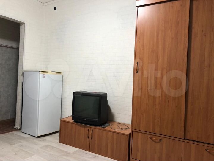 Комната 15 м² в 4-к., 1/9 эт.