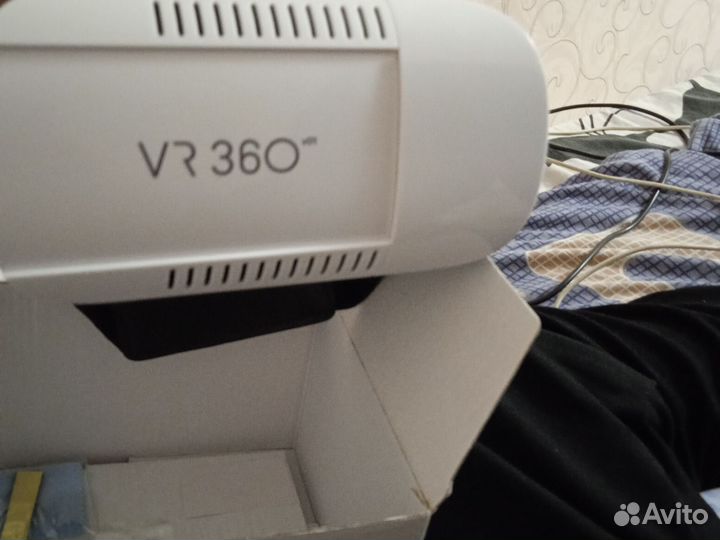Продам VR очки новые нечего не сломоно
