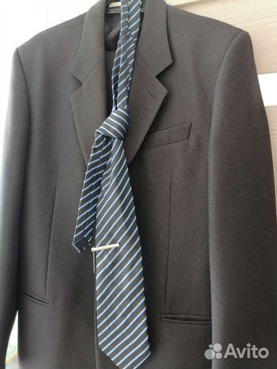 Костюм мужской