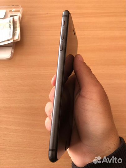 iPhone 8 Plus, 128 ГБ