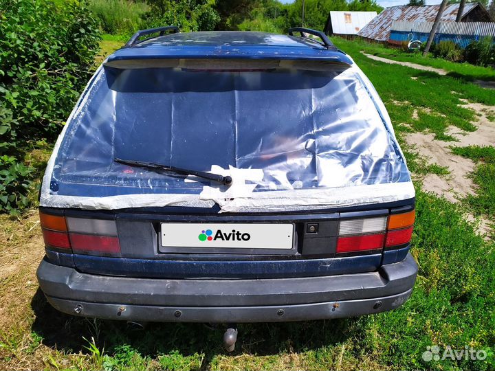 Volkswagen Passat 1.8 AT, 1990, битый, 350 000 км