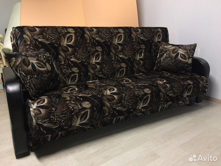 Диван