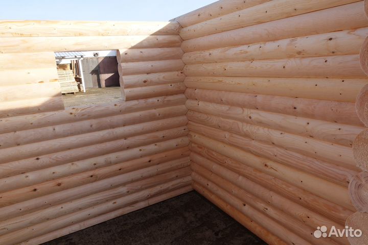 Сруб Бани из оцилиндрованного бревна