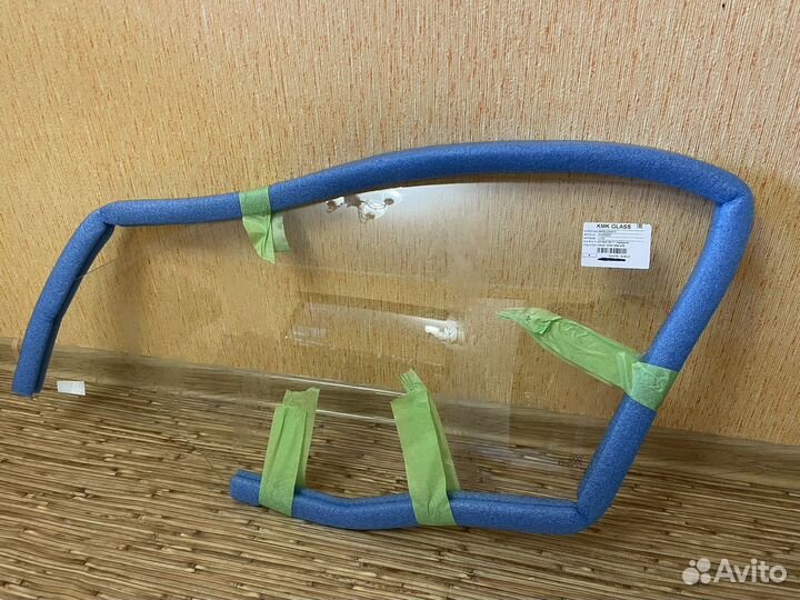 Боковое стекло kia rio4 левое 2017-2020год