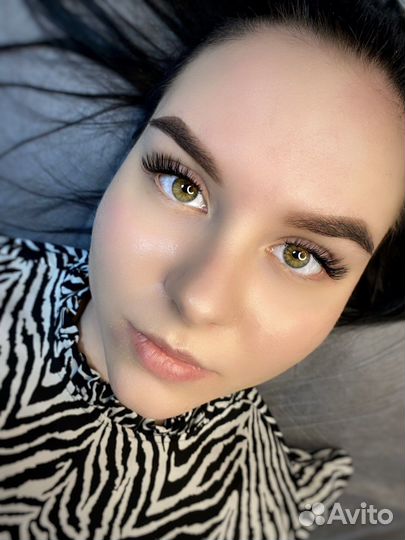 Наращивание ресниц и оформление бровей