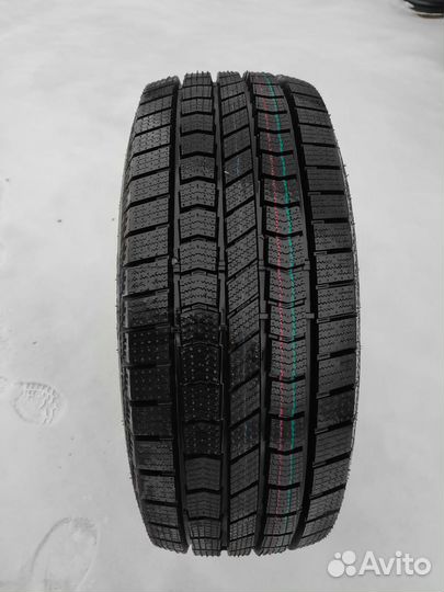 Nankang WA-1 315/70 R17 121S