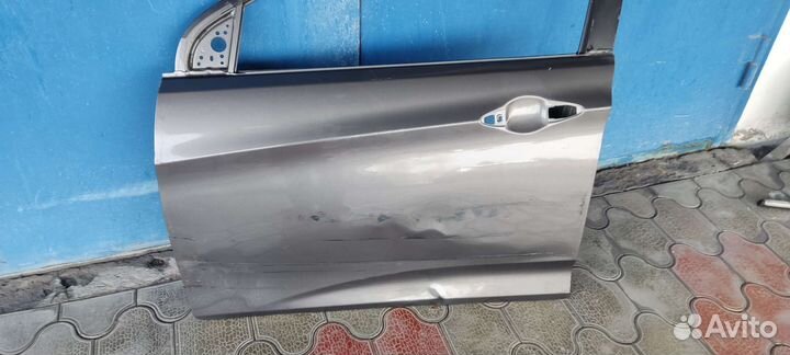 Дверь на Hyundai Solaris 1