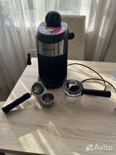 Кофеварка рожковая Scarlett