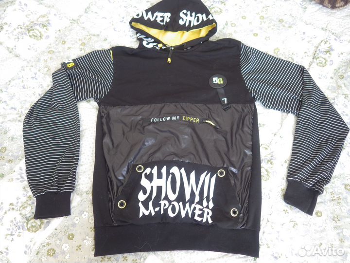 Свитшот Beneti новый для подростка