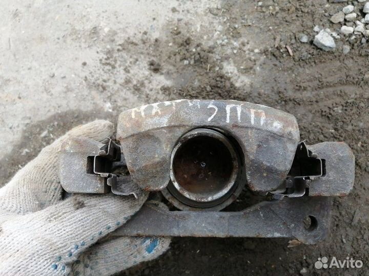 Суппорт передний правый Daewoo Matiz A11 2007