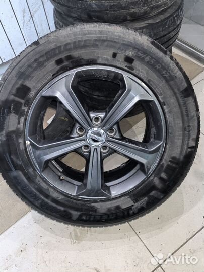 Michelin CrossClimate SUV 225/65 R17 106V