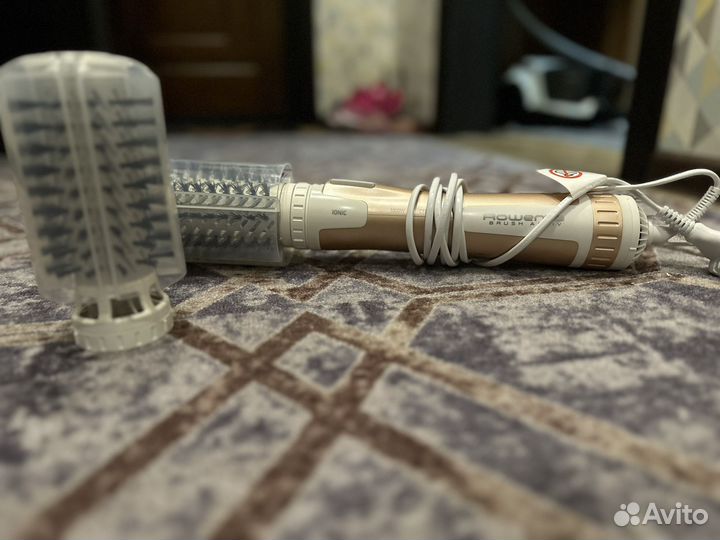 Вращающаяся фен-щетка Rowenta