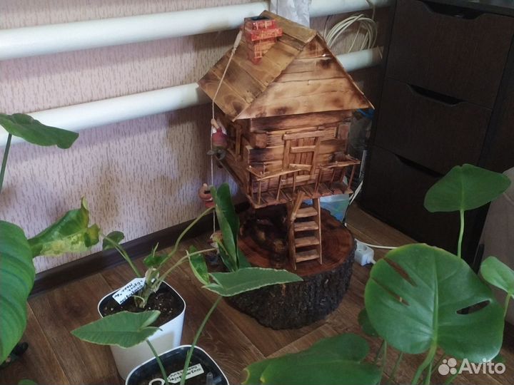 Избушка на курьих ножках