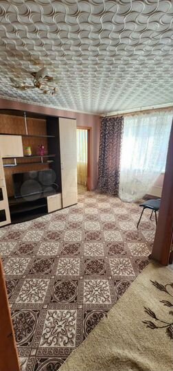 2-к. квартира, 42 м², 2/5 эт.