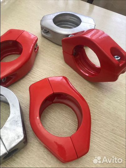 Хомут на трубу