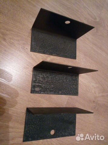 Уголок металлический дя креплении