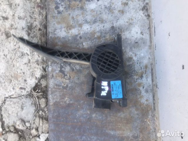 Тугая педаль газа приора