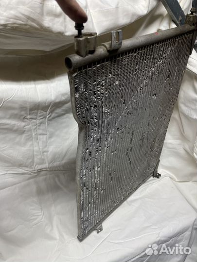 Радиатор кондиционера Opel Vivaro Renault Trafic 2