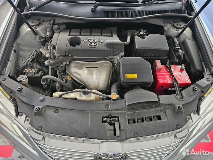 В разборе Toyota Camry (ASV50) 2013г. 2,5л. 181 л