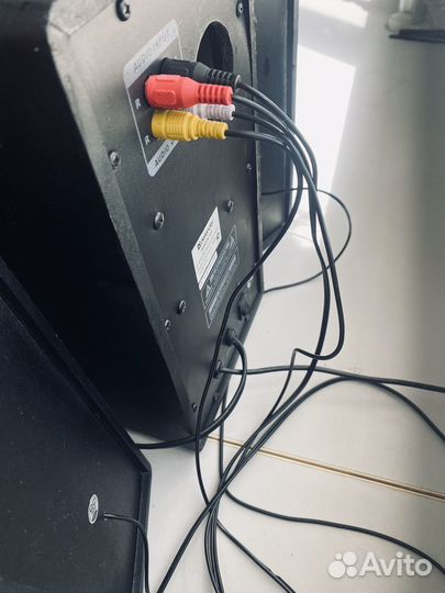 Сабвуфер, колонки система 2.1