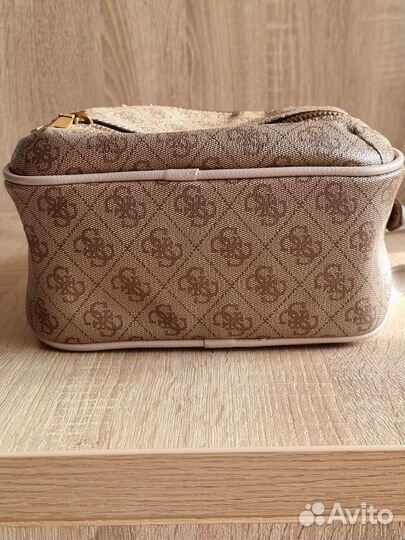 Рюкзак женский guess