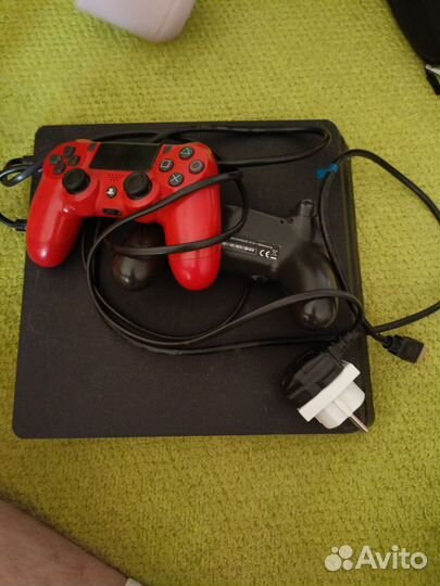 Sony PS4 slim