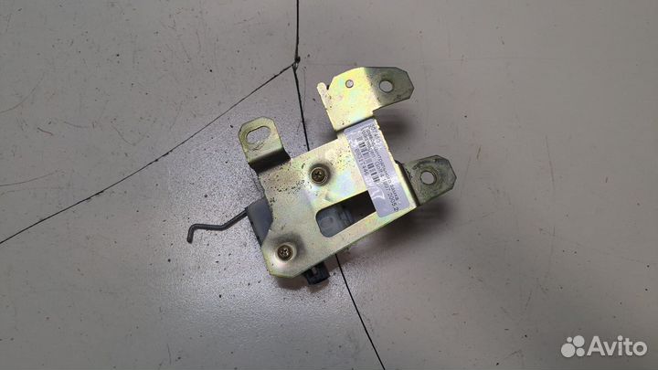 Привод центрального замка Volkswagen Golf 4, 2004