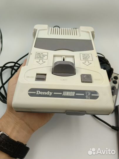 Игровая приставка dendy junior 90е