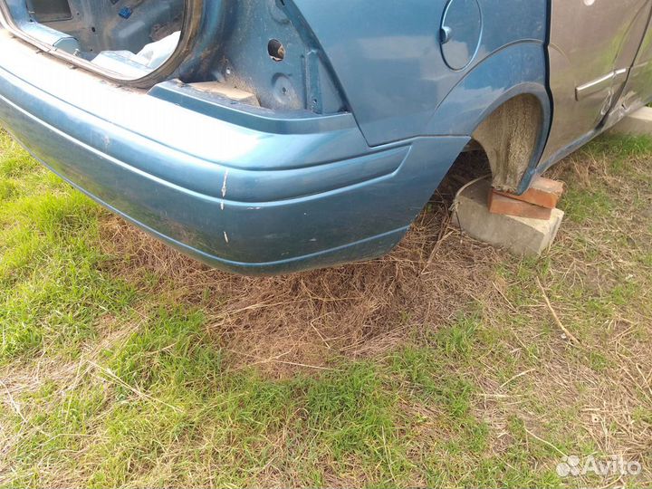 Бампер задний Ford focus 1