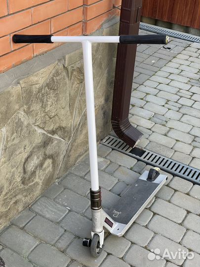 Трюковой самокат кастом стрит