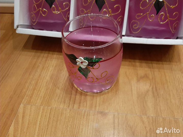 Стаканы розовые с цветами