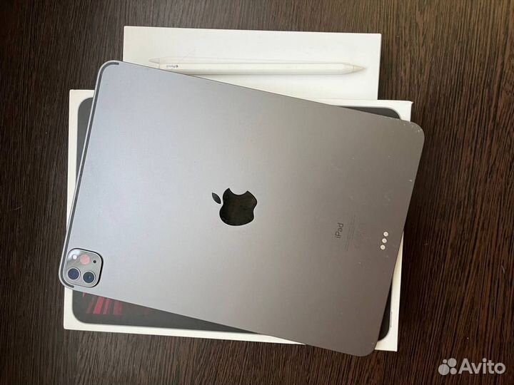 Планшет Apple iPad 11 pro