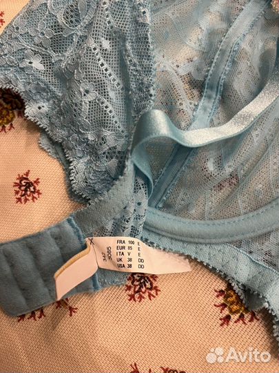 Бюстгальтер chantelle 85E Франция