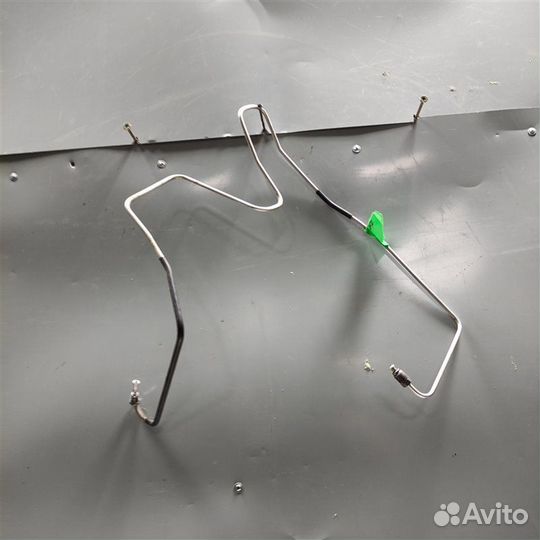 Трубка тормозная передняя правая Renault Sandero 2