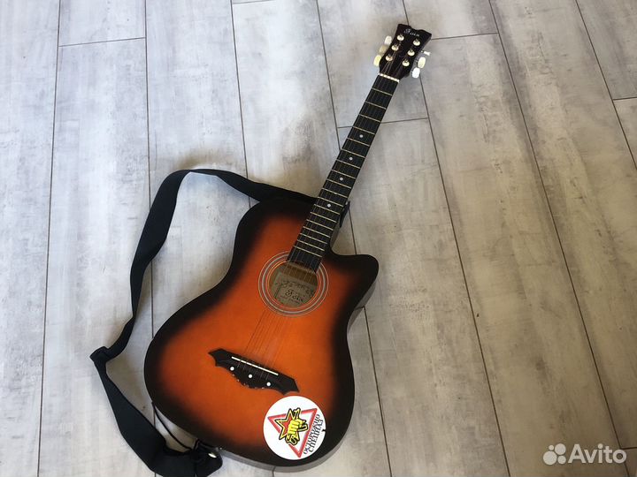 Акустическая гитара