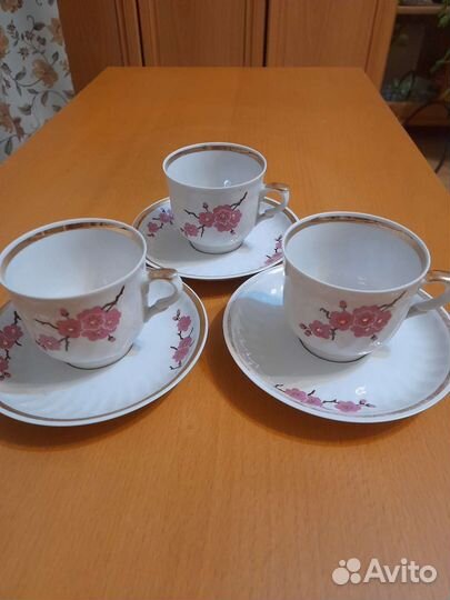 Кофейная чашка с блюдцем фарфор