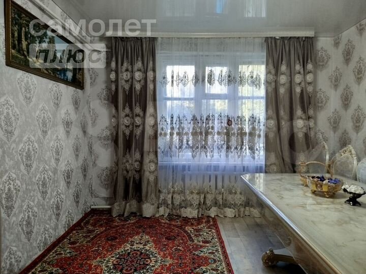 3-к. квартира, 82,1 м², 1/1 эт.