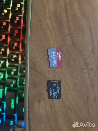 Карта памяти MicroSD
