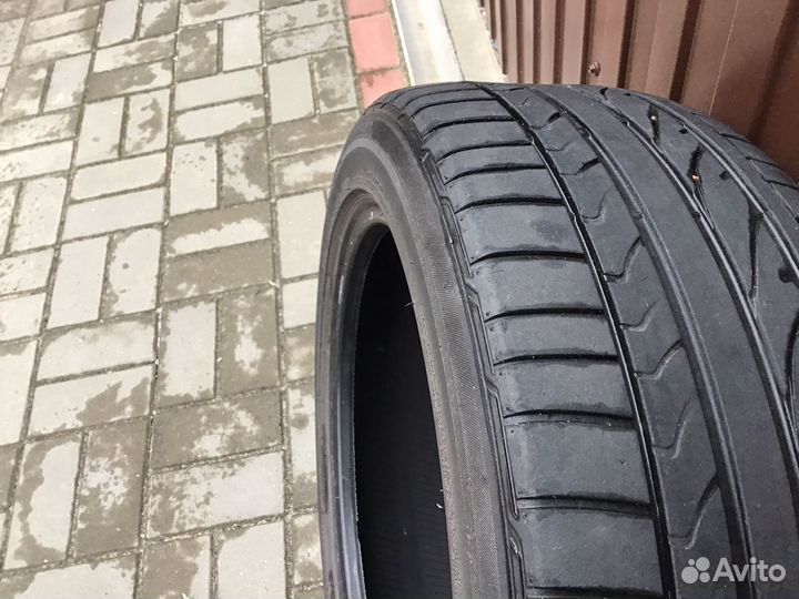 Bridgestone Potenza RE050A 245/45 R18 96W