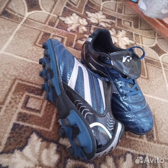 Футбольные бутсы