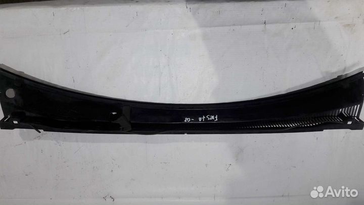 Жабо под лобовое стекло Ford Fiesta 01-08 Fusion