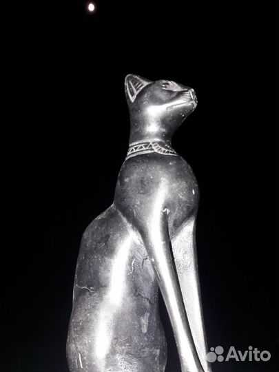 Черная кошка Бастет