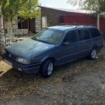 Volkswagen Passat 1.8 MT, 1989, 390 000 км, с пробегом, цена 120 000 руб.