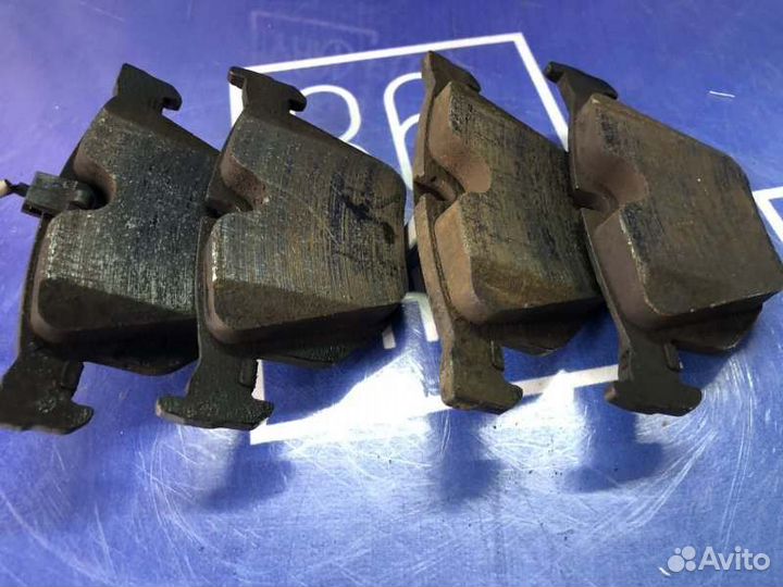 Колодки тормозные задние Bmw X5 F15 N57D30A 2014