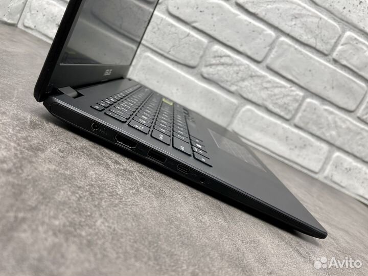 Ультрабук Asus VivoBook R410 c SSD 128Gb