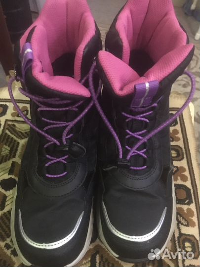 Ботинки демисезонные для девочки 36 и 37