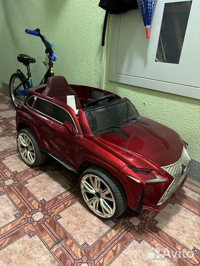 Детский электромобиль лексус