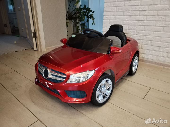 Детский электромобиль