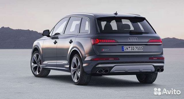 Раздвоенный выхлоп Audi Q7 / SQ7