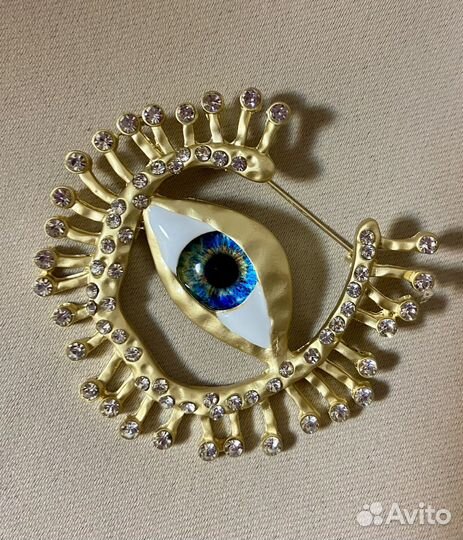 Брошь глаз